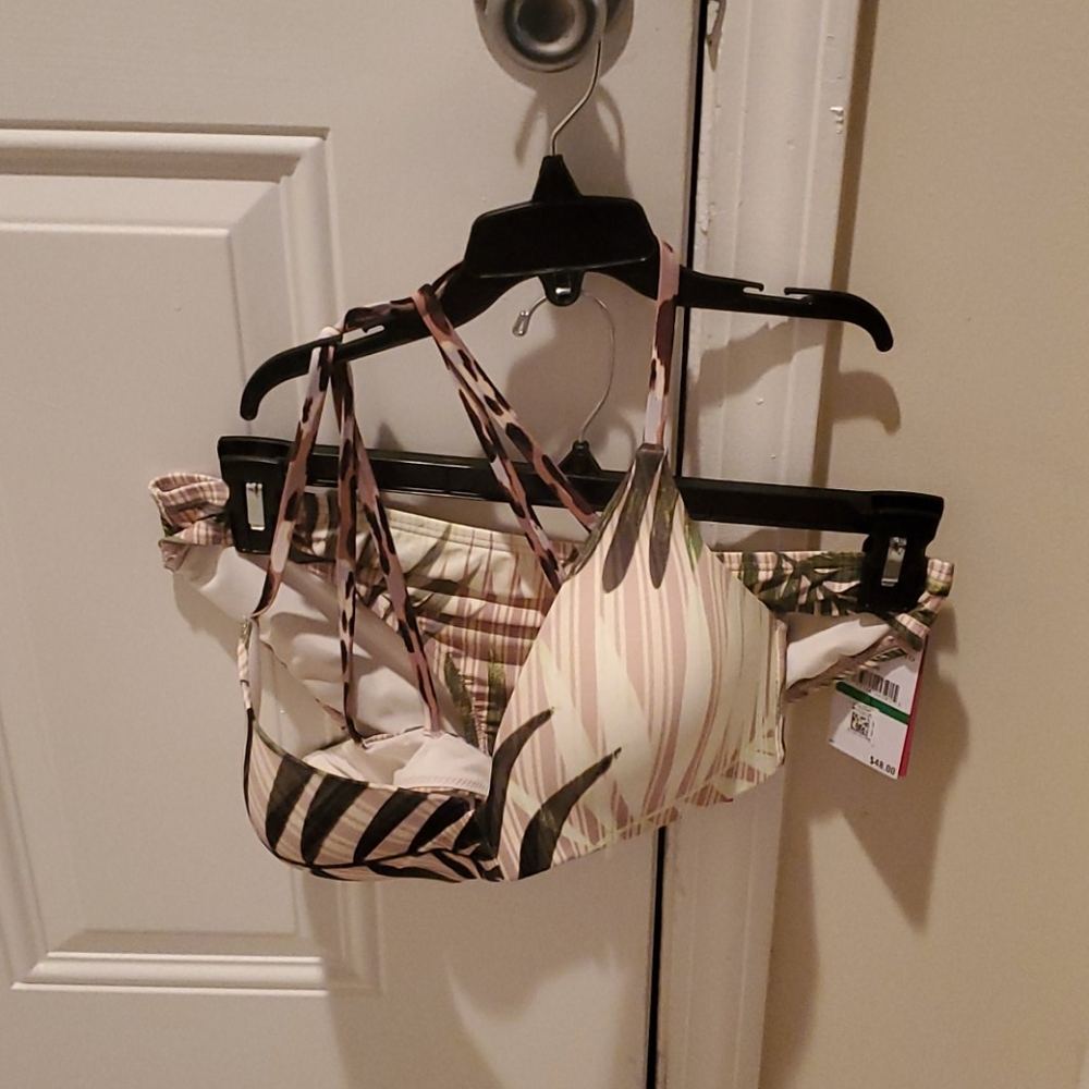 Vince Camuto 2 piece bikini NWT